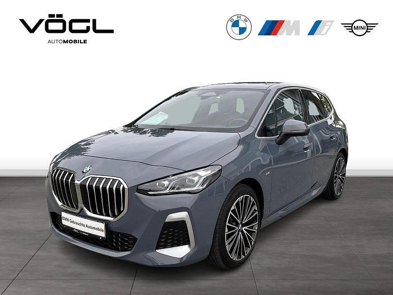 Grau Gebraucht 2024 BMW 218 Active Tourer Efficient Dynamics Van / Kleinbus | 29.490 € (Fairer Preis) - Bild 1/4