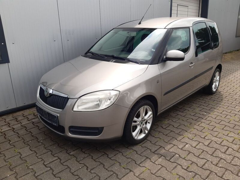 Cappuccinobeige metallic Gebraucht 2007 Skoda Roomster Style Kombi | 3.999 € (Etwas zu teuer) - Bild 1/4