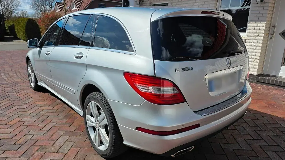 Gebraucht Mercedes R350 272 PS (200 kW) 2011 Silber Kombi