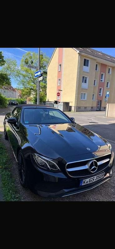 Gebraucht Mercedes E220 Avantgarde 194 PS (142 kW) 2017 Schwarz Cabrio