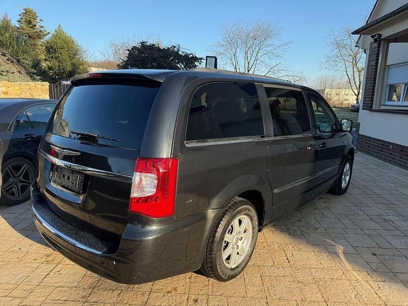 Gebraucht Chrysler Grand Voyager 283 PS (208 kW) 2012 Schwarz Van / Kleinbus