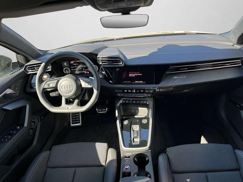 Gebraucht Audi A3 S-Line 272 PS (200 kW) 2025 Daytonagrau perleffekt Limousine
