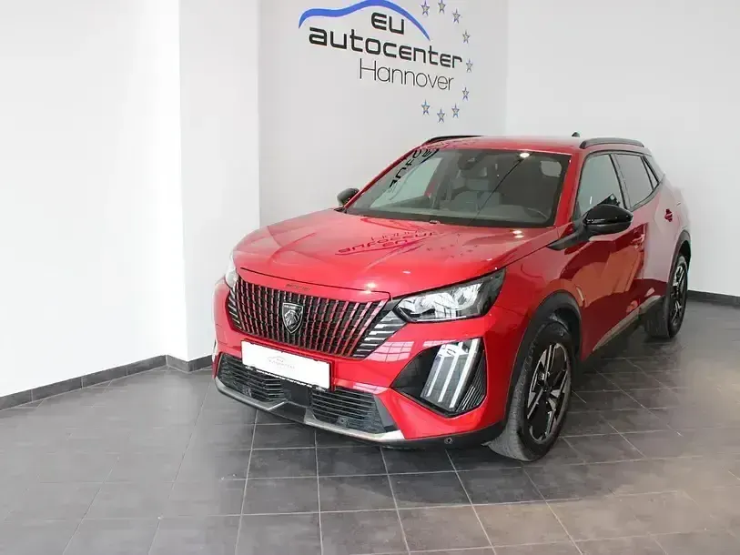 Gebraucht Peugeot 2008 Allure 131 PS (96 kW) 2024 Lackierung elixierrot/typ verkleidung a (metallic) SUV