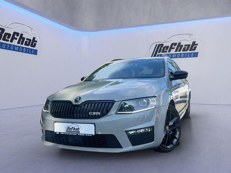 Grau Gebraucht 2016 Skoda Octavia Sport Kombi | 15.900 € (Fairer Preis) - Bild 1/4