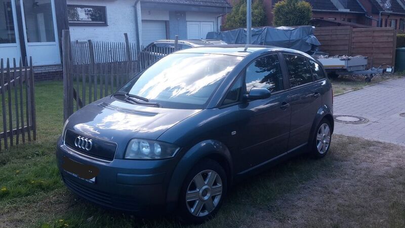 Grau Gebraucht 2002 Audi A2 Kleinwagen | 3.250 € (Fairer Preis) - Bild 1/4