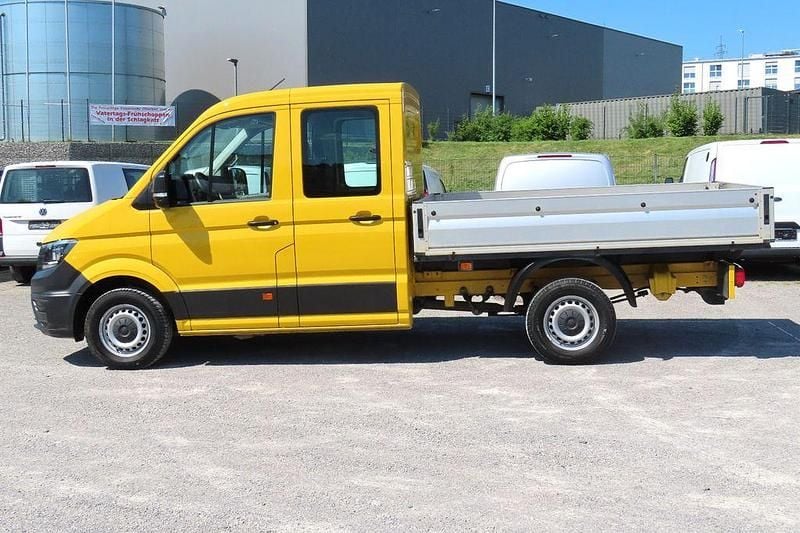 Gebraucht VW Crafter 177 PS (130 kW) 2020 Ginstergelb Van