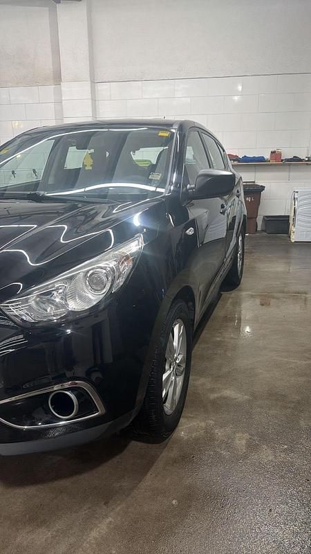 Gebraucht Hyundai ix35 Comfort 135 PS (99 kW) 2012 Schwarz SUV