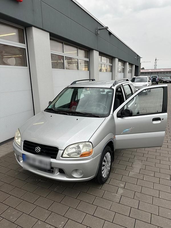 Gebraucht Suzuki Ignis 83 PS (61 kW) 2001 Grau Kleinwagen