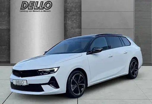 Używany Opel Astra 130 KM (95 kW) 2025 Hatchback