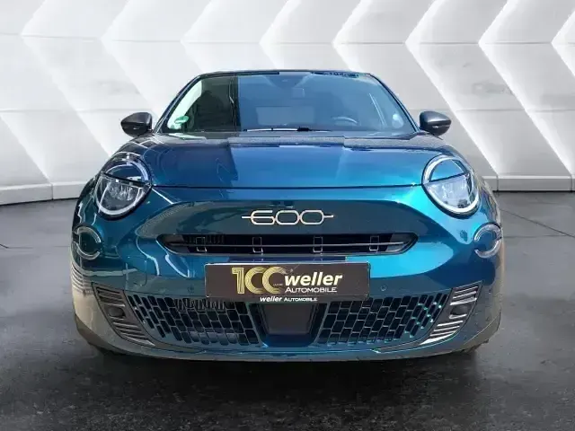 Gebraucht Fiat 600 110 PS (80 kW) 2024 Gruen SUV
