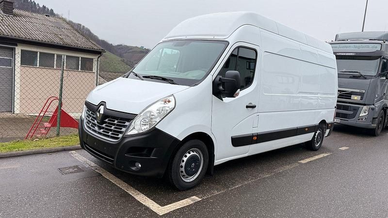 Weiß Gebraucht 2017 Renault Master Van / Kleinbus | 9.980 € - Bild 1/4