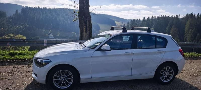 Weiß Gebraucht 2015 BMW 116 Sport Line Kleinwagen | 8.000 € (Fairer Preis) - Bild 1/4