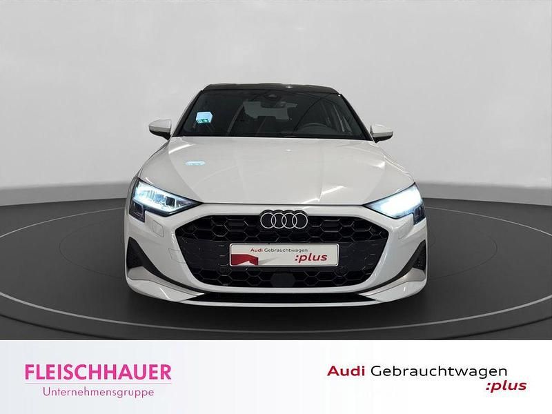 Gebraucht Audi A3 Advanced 116 PS (85 kW) 2025 Gletscherweiß metallic Limousine