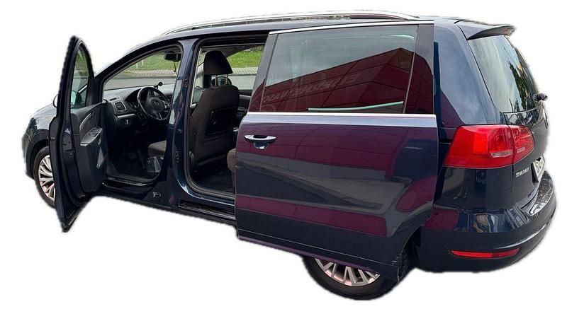 Blau Gebraucht 2011 VW Sharan Comfortline Van / Kleinbus | 11.500 € (Fairer Preis) - Bild 1/4