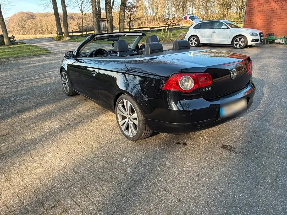 Usata VW Eos 150 CV (110 kW) 2006 Nero Cabrio