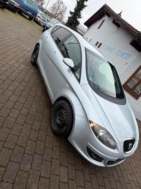 Gebraucht Seat Altea 105 PS (77 kW) 2005 Silber Van / Kleinbus