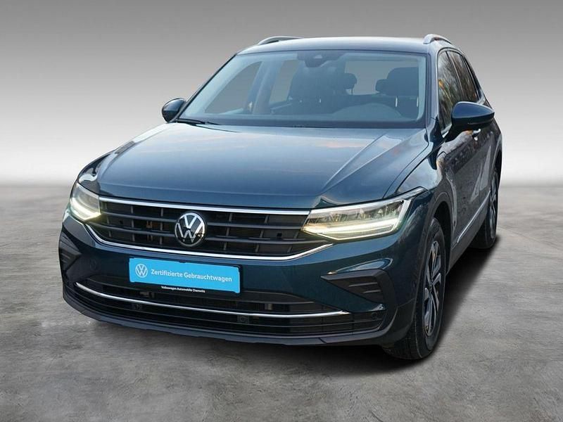Gebraucht VW Tiguan Active 245 PS (180 kW) 2022 Blau SUV