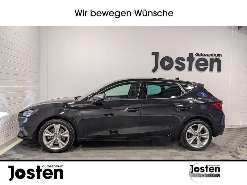 Gebraucht Seat Leon FR 204 PS (150 kW) 2023 Mitternachtsschwarz Limousine