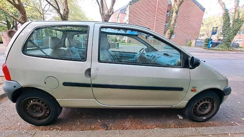 Usata Renault Twingo Initiale 75 CV (55 kW) 2001 Giallo Utilitaria