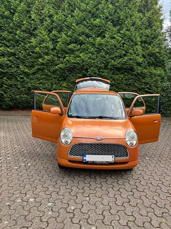 Orange Gebraucht 2007 Daihatsu Trevis Kleinwagen | 2.600 € (Fairer Preis) - Bild 1/4