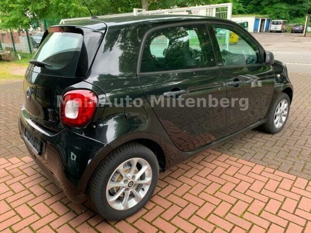 Gebraucht Smart ForFour Passion 71 PS (52 kW) 2016 Schwarz Kleinwagen