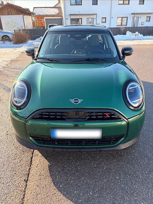 Gebraucht Mini Cooper S Classic 204 PS (150 kW) 2025 Grün Kleinwagen