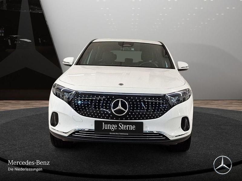 Gebraucht Mercedes EQA250+ Electric Art 139 kW (190 PS) 2024 Weiß SUV
