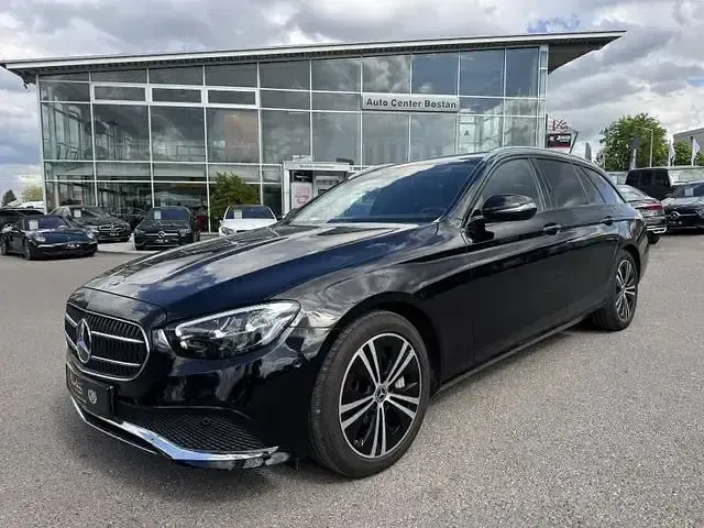 Gebraucht Mercedes E400 330 PS (242 kW) 2021 Schwarz Kombi