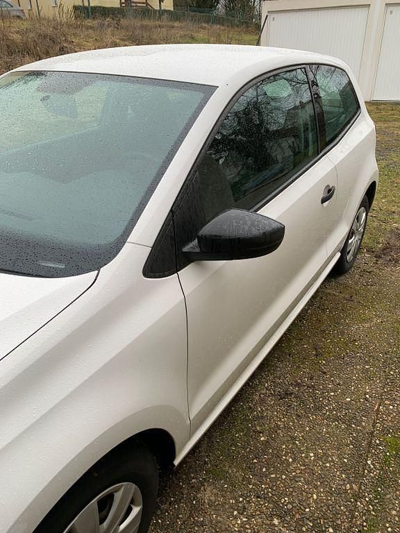 Gebraucht VW Polo Trendline 69 PS (50 kW) 2012 Weiß Limousine