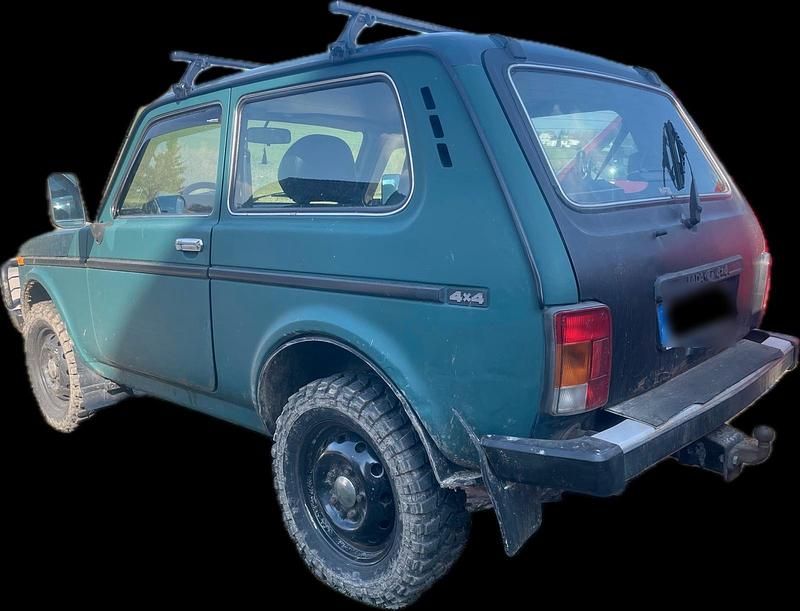 Gebraucht Lada niva 86 PS (63 kW) 2008 Grün SUV