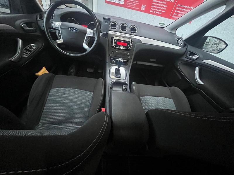 Gebraucht Ford S-MAX S 140 PS (102 kW) 2013 Grau Van / Kleinbus