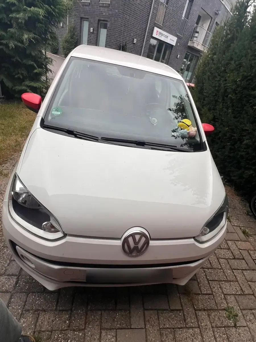 Gebraucht VW up! Highline 60 PS (44 kW) 2016 Weiß Kleinwagen