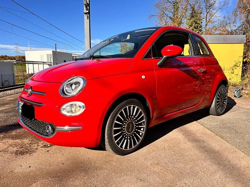 Rot Gebraucht 2019 Fiat 500 Kleinwagen | 8.700 € (Fairer Preis) - Bild 1/4