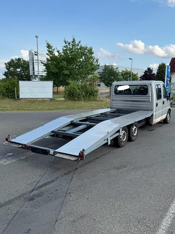 Gebraucht Fiat Ducato 140 PS (102 kW) 2003 Silber Van