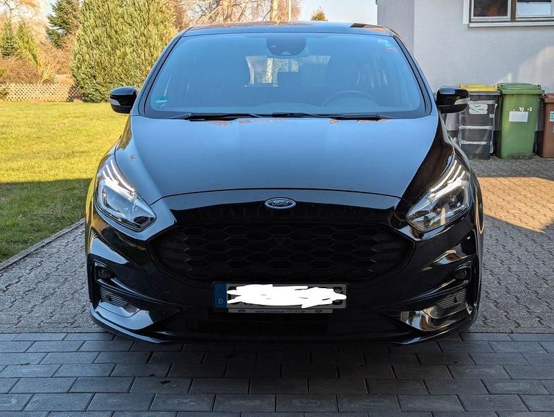 Gebraucht Ford S-MAX ST-Line 150 PS (110 kW) 2019 Schwarz Van / Kleinbus