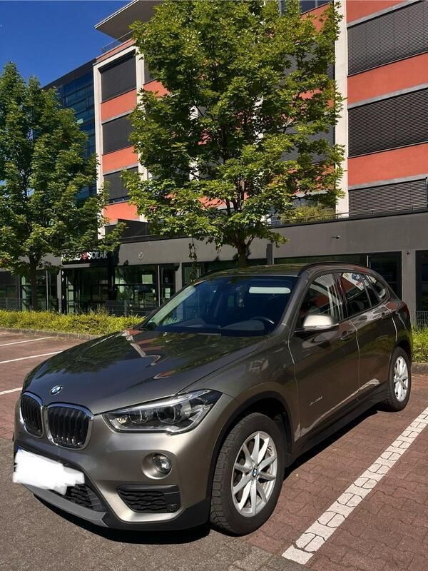 Andere außenfarben Gebraucht 2017 BMW X1 Advantage SUV | 17.800 € (Fairer Preis) - Bild 1/4