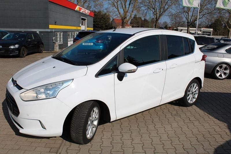 Gebraucht Ford B-MAX Titanium 95 PS (69 kW) 2017 Weiß Van / Kleinbus