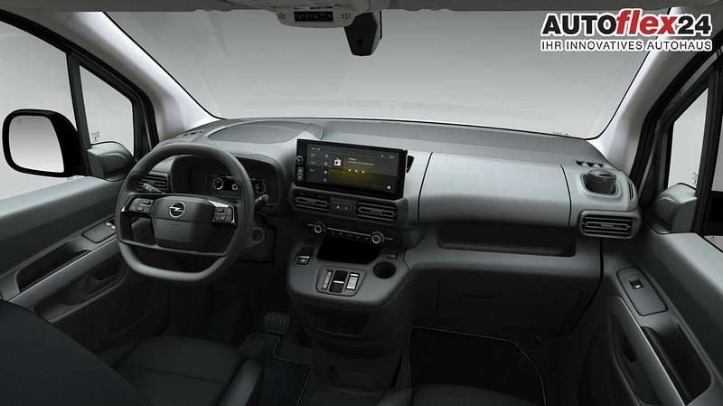 Neu Opel Combo 131 PS (96 kW) 2026 Karbon schwarz Van / Kleinbus