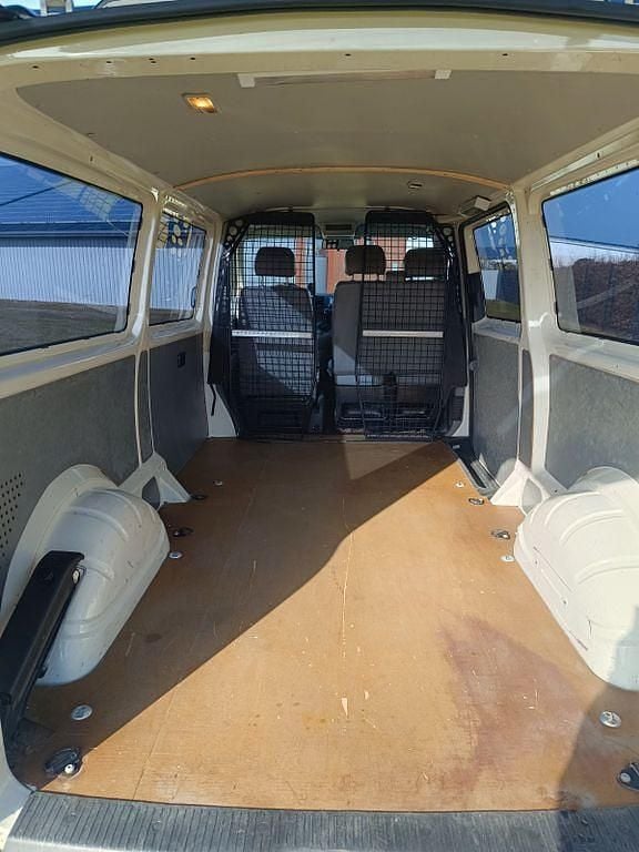 Gebraucht VW T5 131 PS (96 kW) 2006 Weiß Van