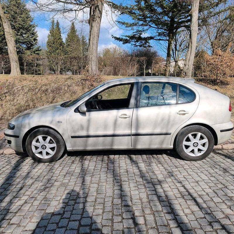 Gebraucht Seat Leon 105 PS (77 kW) 2003 Gold Kleinwagen