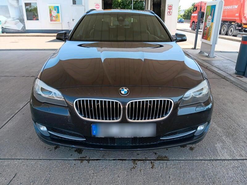 Violet Gebraucht 2013 BMW 535 Kombi | 11.500 € (Superpreis) - Bild 1/4