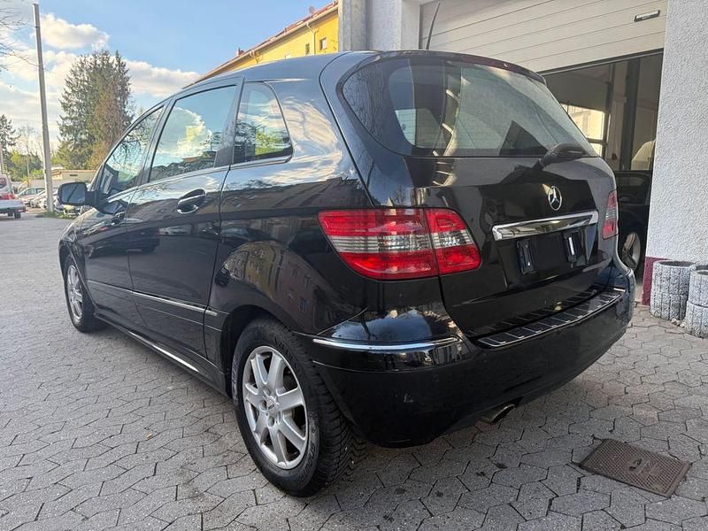 Usata Mercedes B170 116 CV (85 kW) 2008 Nero Monovolume