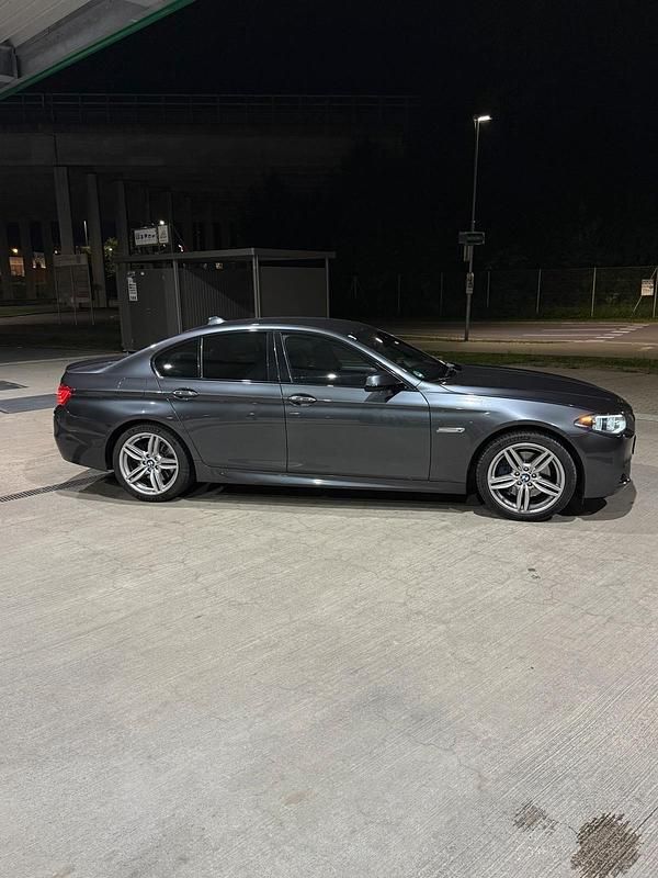 Gebraucht BMW 535 Performance 313 PS (230 kW) 2015 Grau Limousine