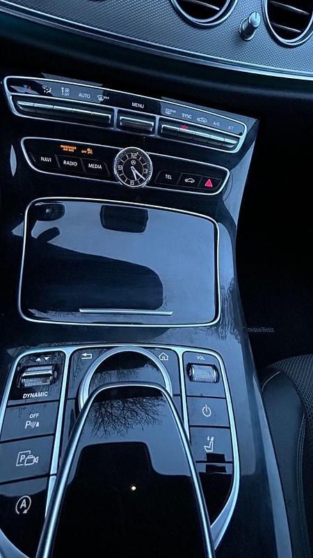 Usata Mercedes E220 194 CV (142 kW) 2017 Grigio Berlina