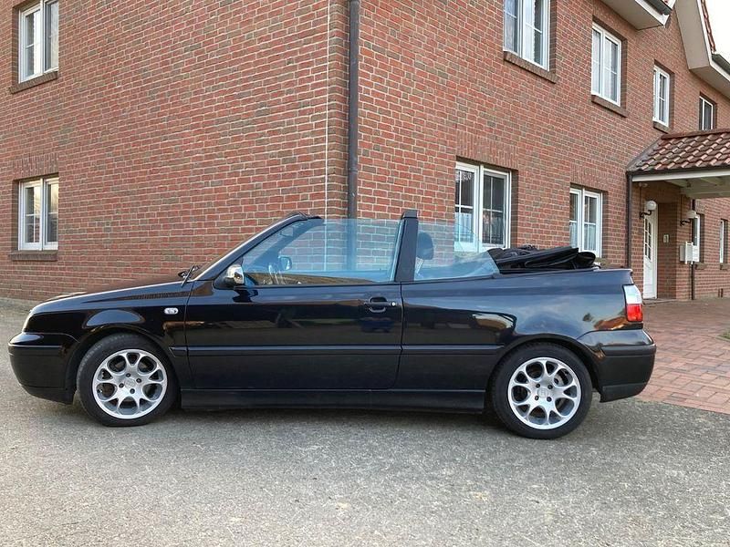 Gebraucht VW Golf Cabriolet Highline 101 PS (74 kW) 1999 Schwarz Cabrio