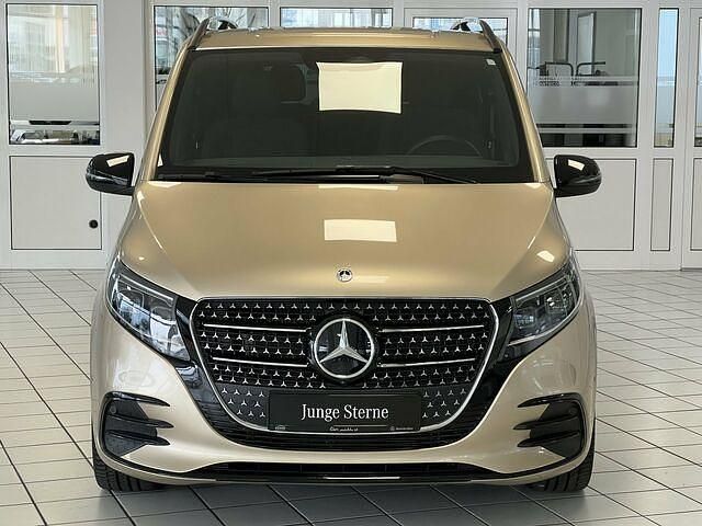 Gebraucht Mercedes V300 Style 237 PS (174 kW) 2024 Kalaharigold Van / Kleinbus