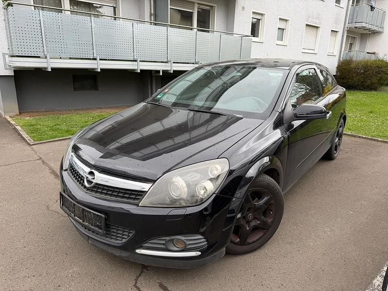Gebraucht Opel Astra GTC 90 PS (66 kW) 2008 Schwarz Coupé