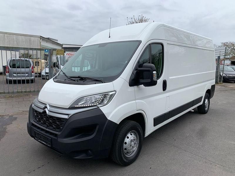 Second-hand Citroën Jumper 131 CP (96 kW) 2018 Alb Monovolum