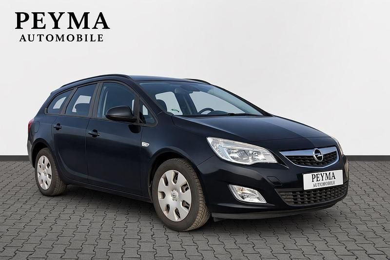 Gebraucht Opel Astra Edition 116 PS (85 kW) 2011 Schwarz Kombi