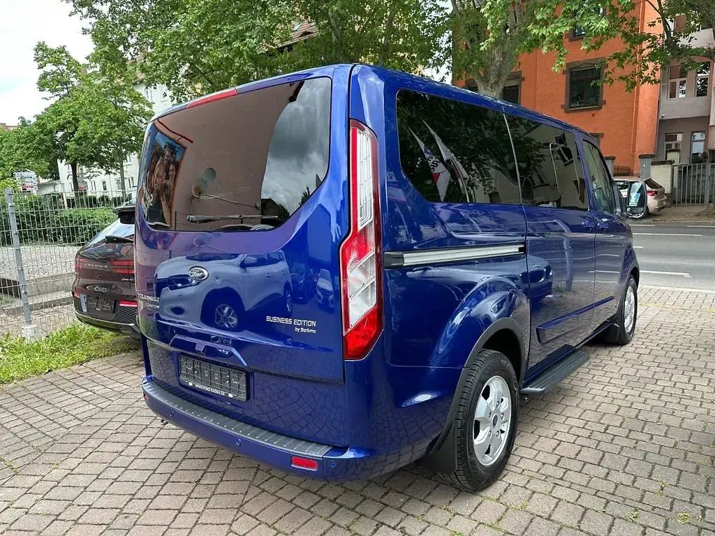 Gebraucht Ford Tourneo 170 PS (125 kW) 2018 Other Van / Kleinbus